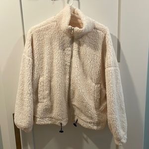 Women’s cream fleece zip up jacket size medium